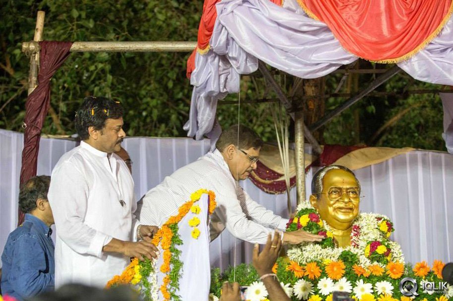 Allu-Ramalingaiah-Award-to-Paruchuri-Brothers